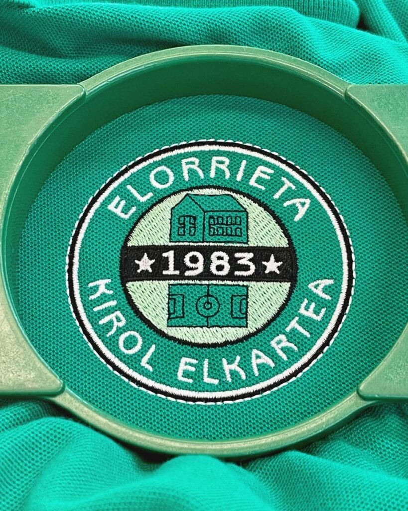 Escudo bordado del Elorrieta Kirol Elkartea