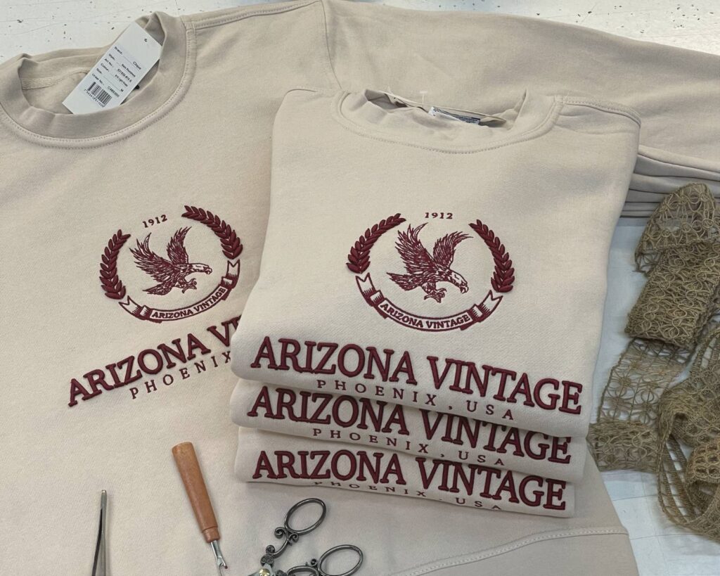 Sudaderas con bordado 3D con relieve de Arizona Vintage